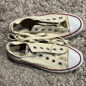 Low top converse